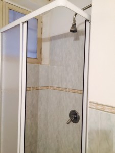 BAGNO CON DOCCIA