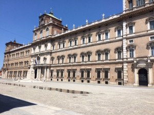 10- Piazza Roma