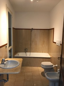 BAGNO CON VASCA