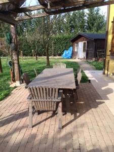 10 -TAVOLO GIARDINO