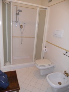 8 - BAGNO DOCCIA