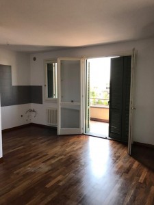1- Soggiorno con angolo cottura