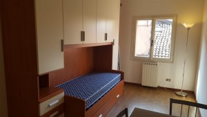 3- Armadio a ponte con letto
