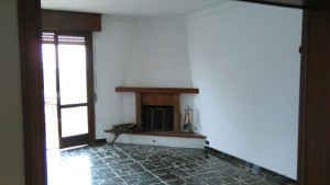 1- Soggiorno con camino