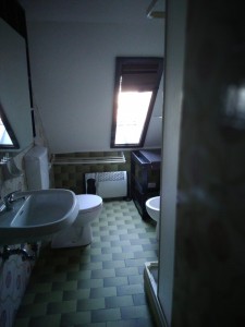 5- bagno con doccia