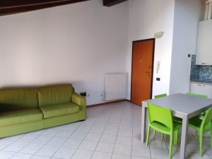 1- Soggiorno con agolo cottura