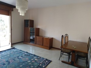2- Soggiorno con balconcino