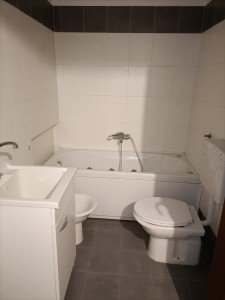 4 -BAGNO CON VASCA