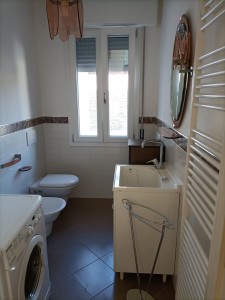 6 - BAGNO LAVANDERIA