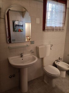 3 - bagno piano terra bis