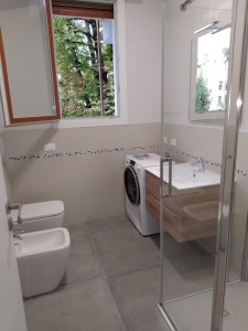 4 - bis. Bagno n. 2