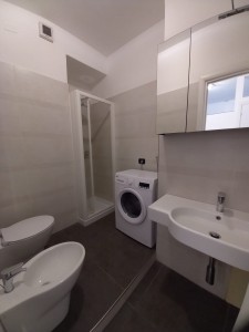 5 - bagno con doccia