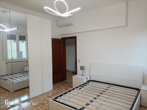 4 - Camera matrimoniale n. 1