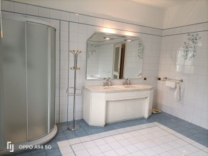bagno con doccia