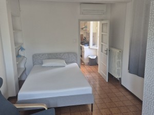 1 CAMERA CON LETTO FRANCESE