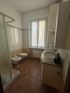 10 - bagno con doccia