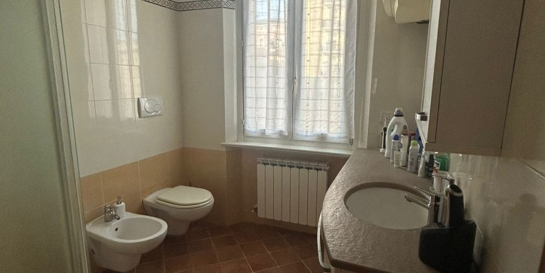 10 - bagno con doccia