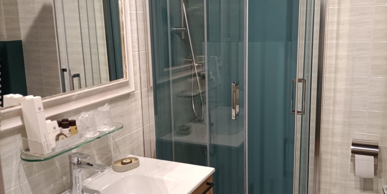 5-Bagno