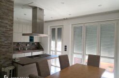 1 - soggionro con angolo cottura e balcone