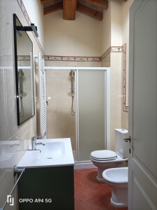 11 - BAGNO CON DOCCIA