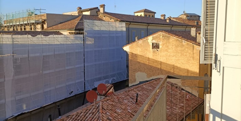 9 - VISTA SUI TETTI