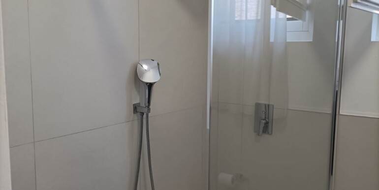 BAGNO CON DOCCIA