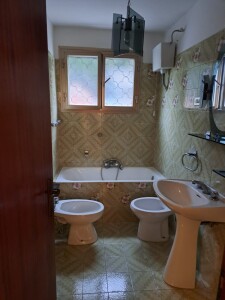 6-Bagno