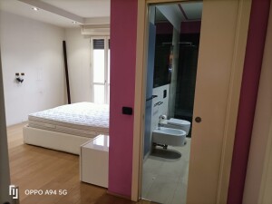 8 - CAMERA MATRIMONIALE CON BAGNO ESCLUSIVO