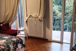AA4471 – VIALI – 2 CAMERE ARREDATO